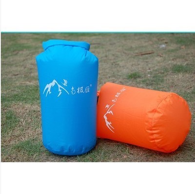 厂家直销野外求生漂流袋 徒步露营超轻防水袋必备指南